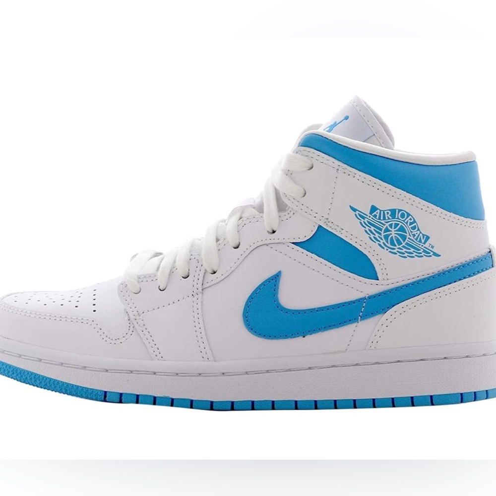 Jordan Women’s Air 1 Mid WMNS BQ6472-114 UNC  Good condition - size 9.5